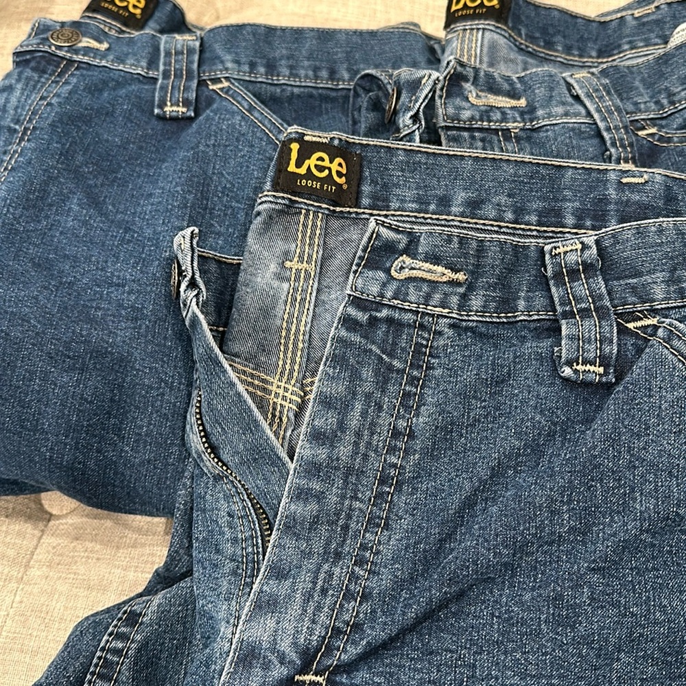 3 pair of Lee loose fit jeans. 36x32